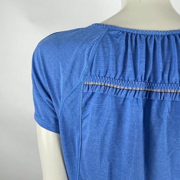 Lululemon Run Wild Short Sleeve Tech Women 10 EUC Stretch Ruffle Pocket Gum Run - Picture 9 of 11